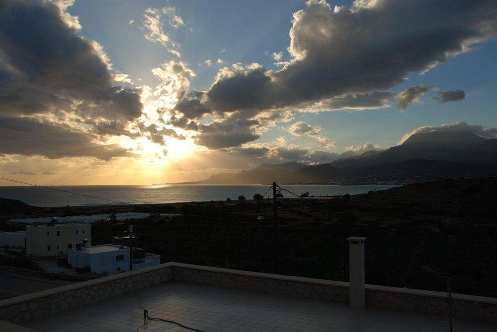 Ville Du Soleil - Exclusive Homes With Rustic Charm And Sensational Views Of The Mediterranean Sea Makrýgialos Dış mekan fotoğraf