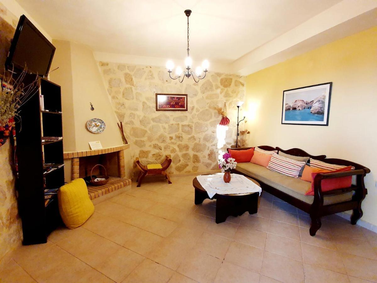 Ville Du Soleil - Exclusive Homes With Rustic Charm And Sensational Views Of The Mediterranean Sea Makrýgialos Dış mekan fotoğraf